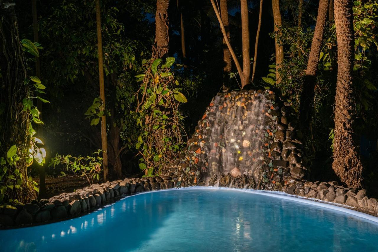 Saffronstays Chikoo Wadi- 3Bdr Pet-Friendly Villa With Pool In Boisar Exterior photo